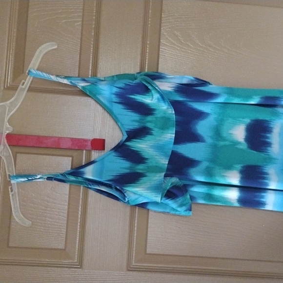 J Valdi Dresses & Skirts - LADIES Dress by J. Valdi